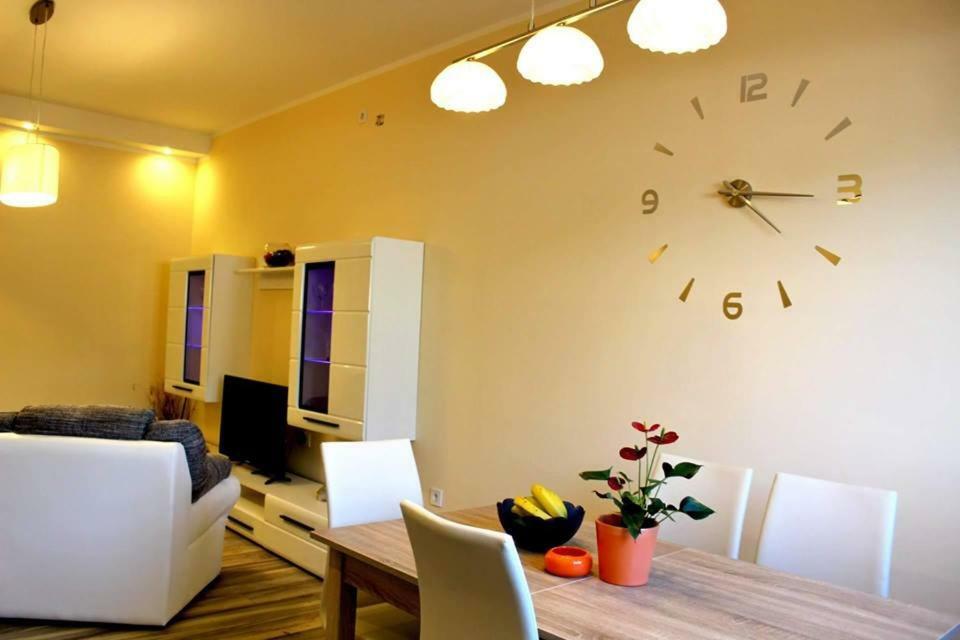 Apartments Klaudija Pula Eksteriør billede